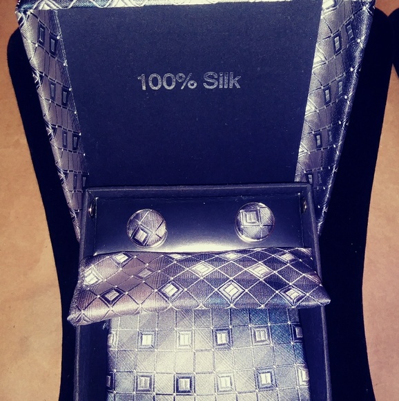 2/$20😀NEW MENS 3 PC SILK TIE SET - Picture 1 of 5